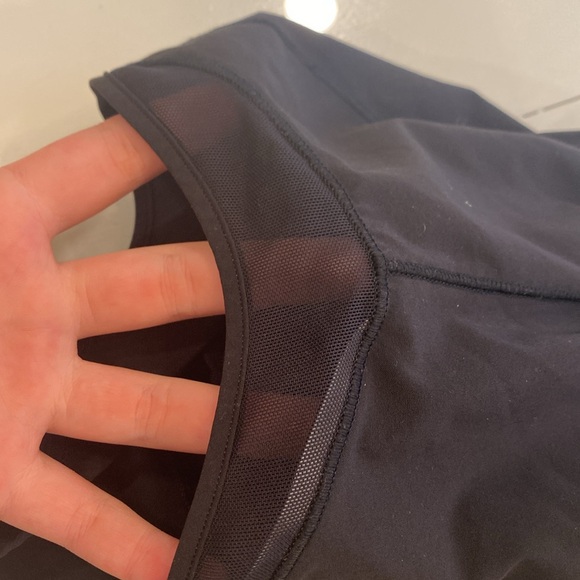 LULULEMON Hotty Hot Black Shorts Size 4 - Picture 4 of 6